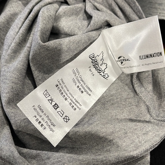 Bricktown x Minions Holiday Tshirt - Picture 5 of 5